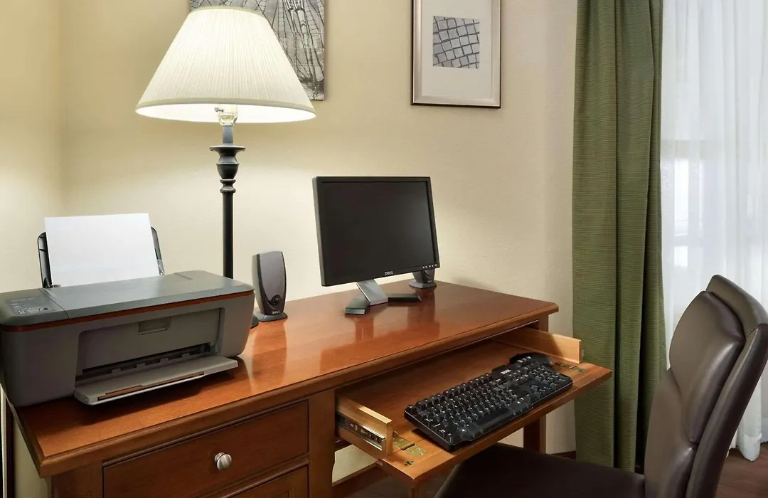 Country Inn & Suites By Radisson, Grinnell, Ia-1